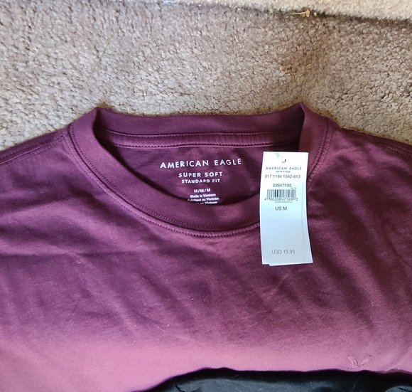 Aeropostale and American Eagle Men's T-Shirts - Burgandy And Coral - Picture 5 of 11